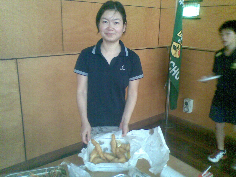 Lisha's late catch!