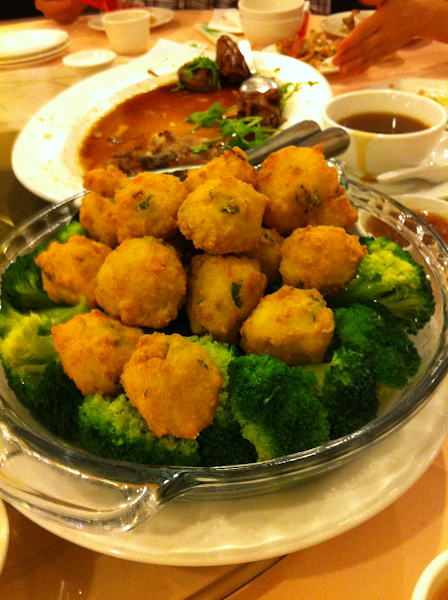 Fried Tofu Balls served with broccoli