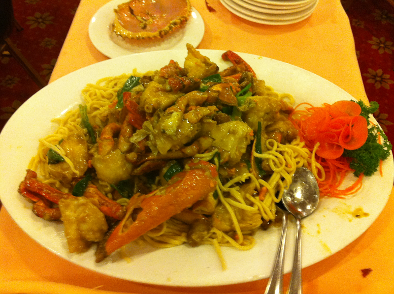 Crab served with noodle base